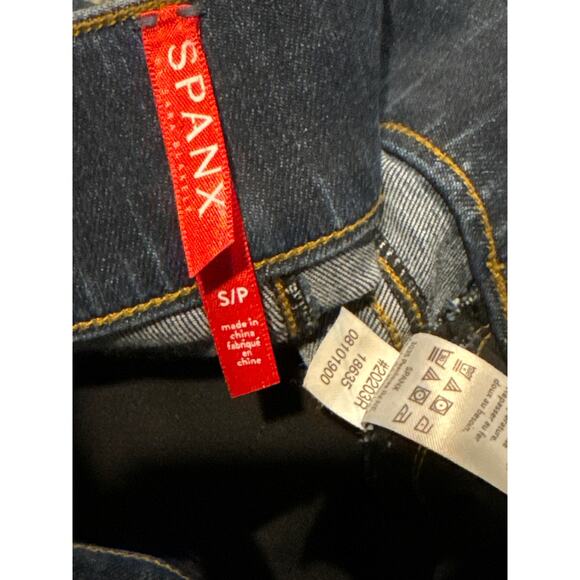Spanx Distressed Ankle Skinny Blue Jeans, high waist size small (2-4) - Picture 11 of 12